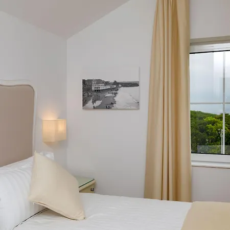 Pinares 3* Santander