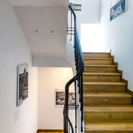 Pinares Konukevi Santander