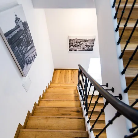 Pinares Konukevi Santander