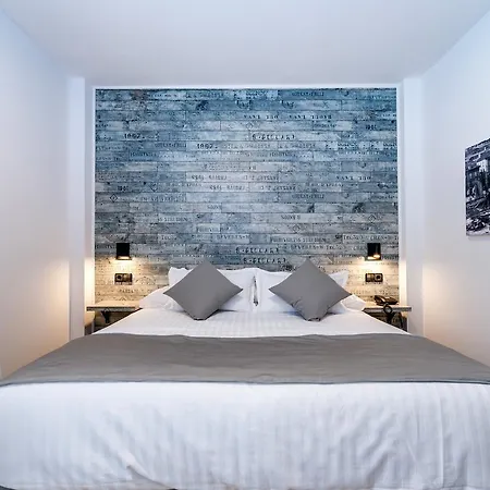 Pinares Гостевой дом 3*