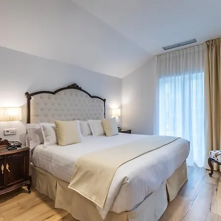 Pinares Guest house 3*