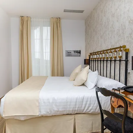 Pinares Guest house Santander